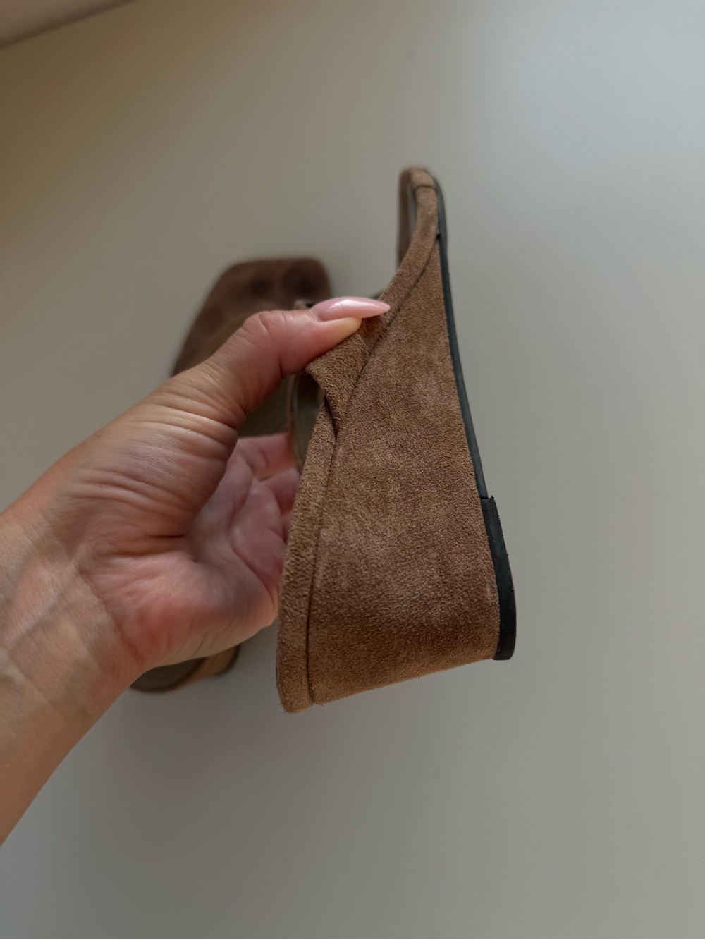 Anthropologie Taupe Suede Wedge Flip Flop Heels EU 39 US 8.5 - Picture 8 of 11